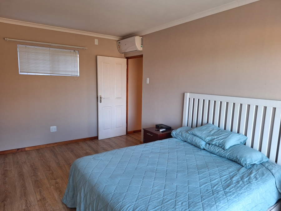 To Let 2 Bedroom Property for Rent in Bothasrus Eastern Cape